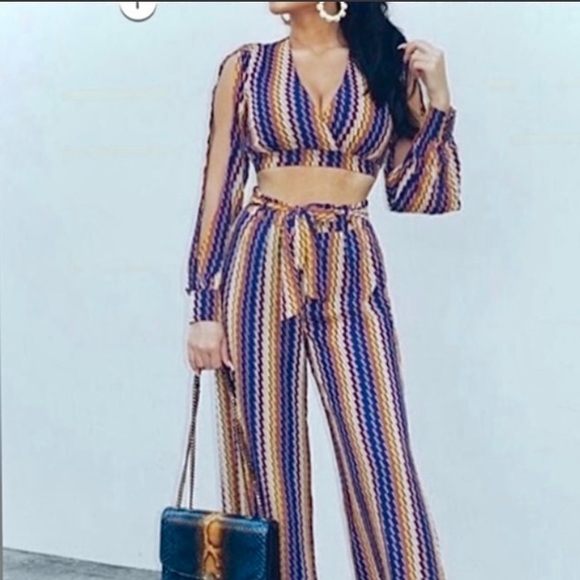 🪞 deep v neck cropped top and tie waist wide leg palazo pants matching set - Picture 10 of 11